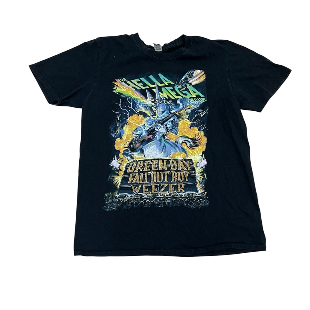 The Hella Mega Concert Tour 2021 Green Day Fall Out Boy Weezer T-Shirt size med